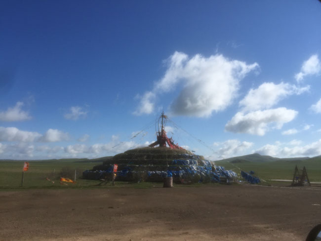 五月坝上景色